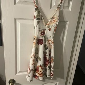 Open Back Floral Skater Dress - L